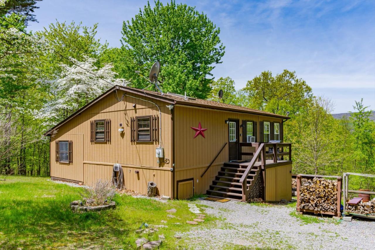 River Access Cabin With Hot Tub, Fire Pit, & Wifi! Morton Grove Zewnętrze zdjęcie