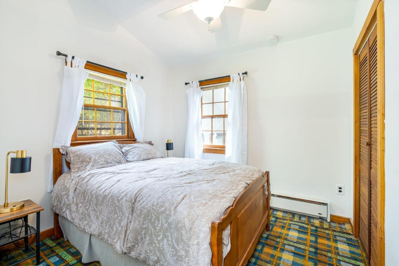 River Access Cabin With Hot Tub, Fire Pit, & Wifi! Morton Grove Zewnętrze zdjęcie