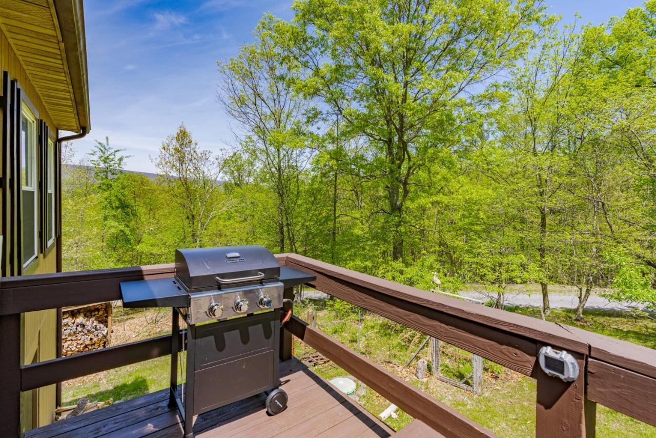 River Access Cabin With Hot Tub, Fire Pit, & Wifi! Morton Grove Zewnętrze zdjęcie